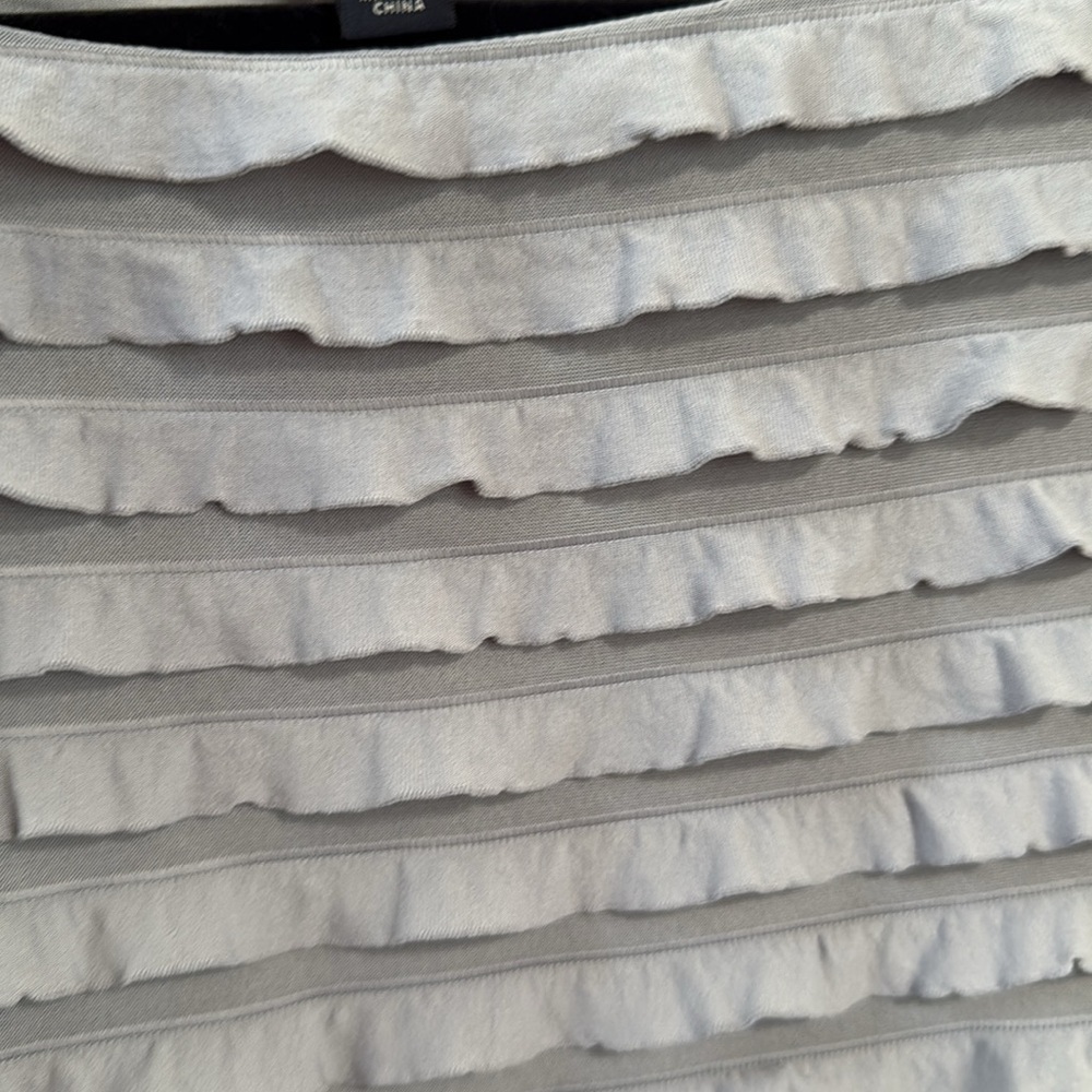 Banana Republic Gray Ruffled Dress M - Picture 3 of 5